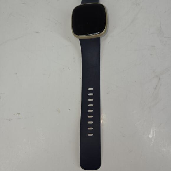 Fitbit Versa 3 Health and Fitness Smartwatch with GPS Soft Gold Athletic Gym - Picture 8 of 12